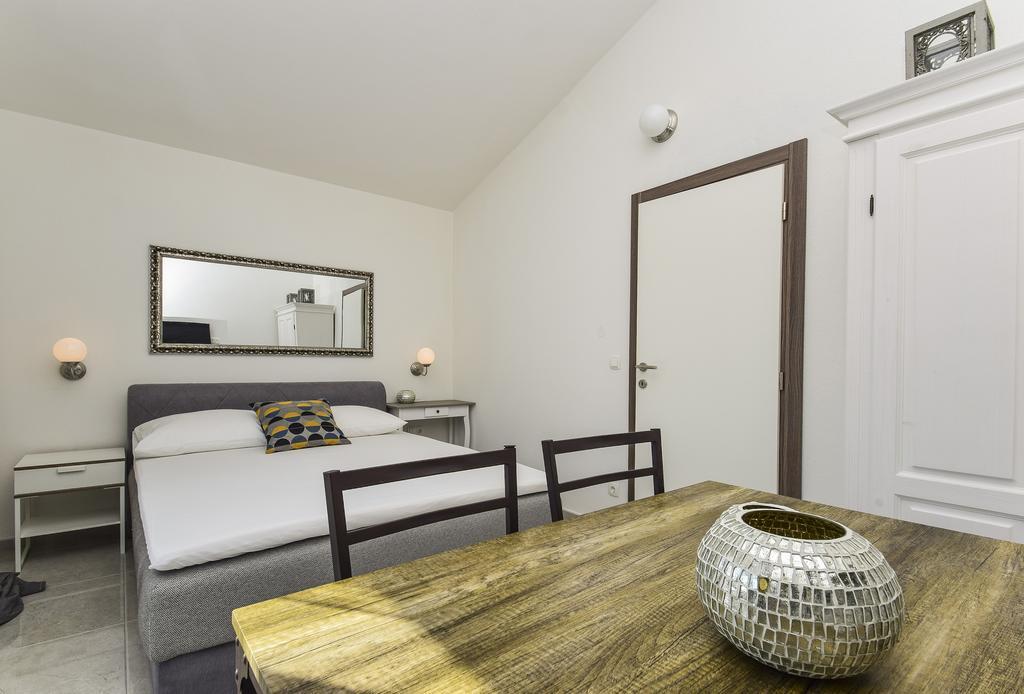 Mary Rose Apartment Vodice Ngoại thất bức ảnh